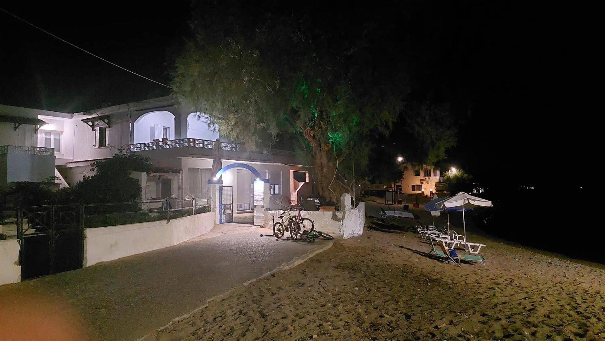 Fotis Beach Apartment At Komi كومي المظهر الخارجي الصورة