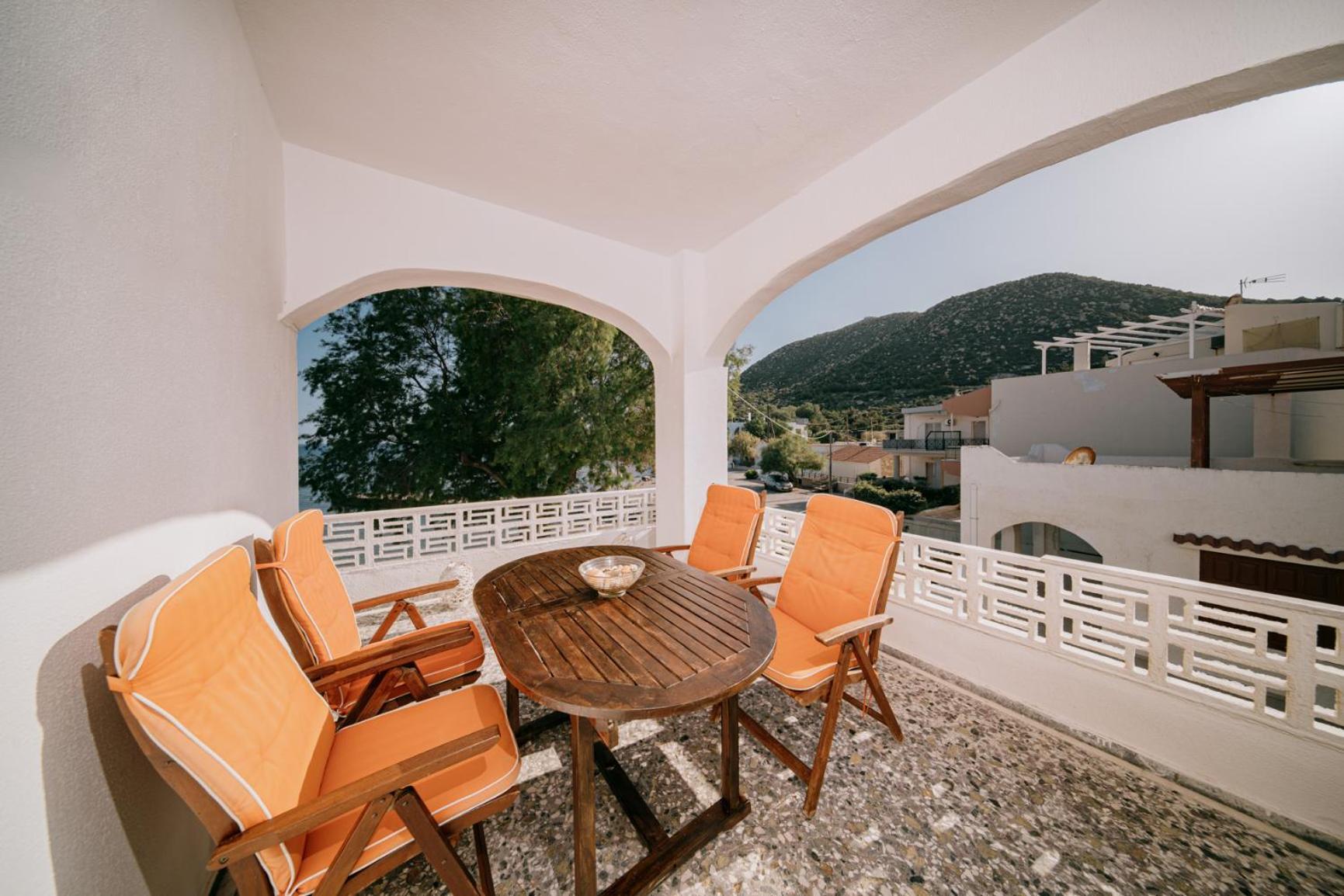 Fotis Beach Apartment At Komi كومي المظهر الخارجي الصورة
